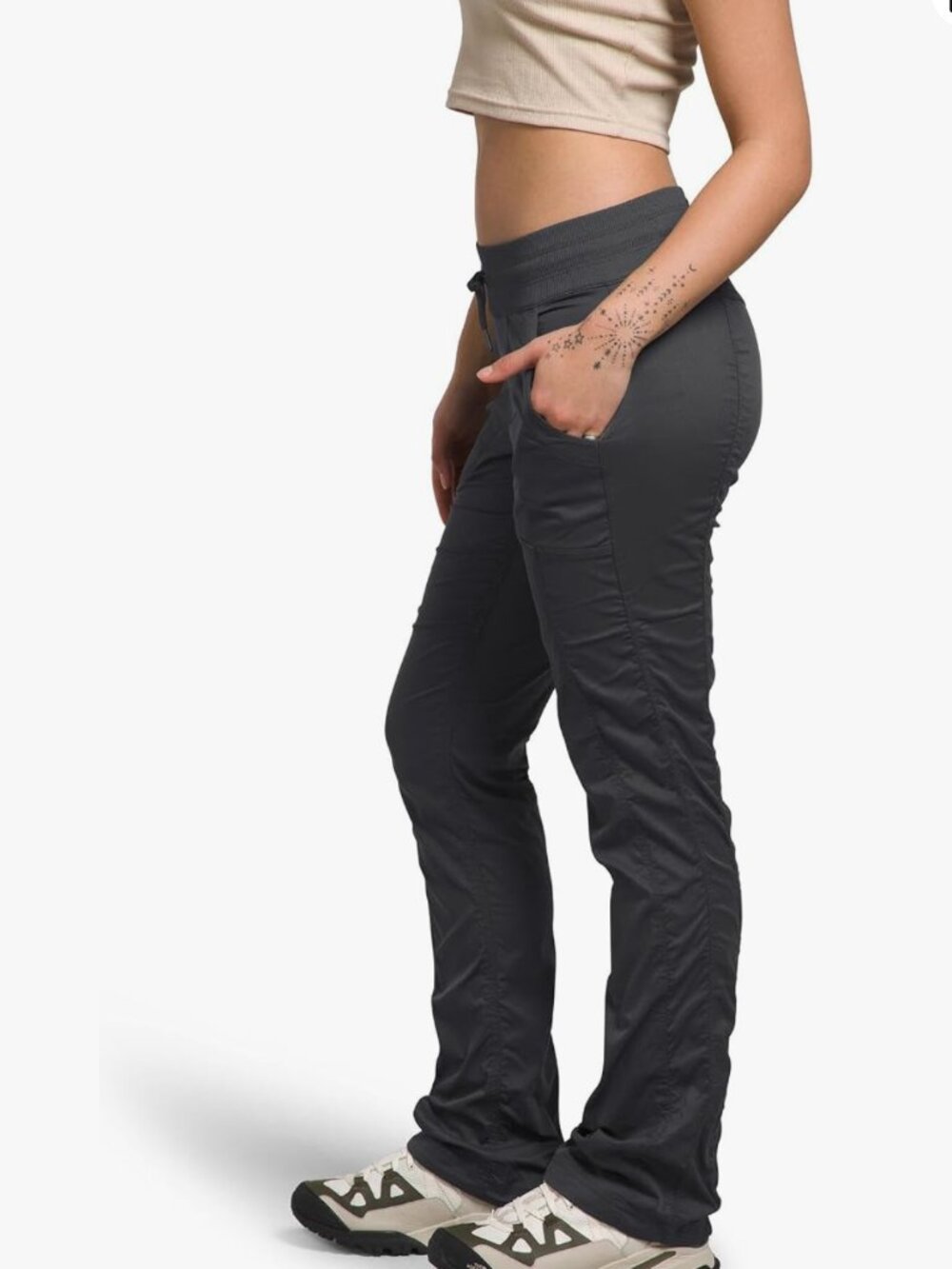 The North Face Aphrodite 2.0 Pants in TNF Black - Size XS